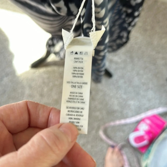 Contours by Coco Reef Pareo Swim Coverup, One Size, 100% Rayon, EUC - Picture 5 of 6